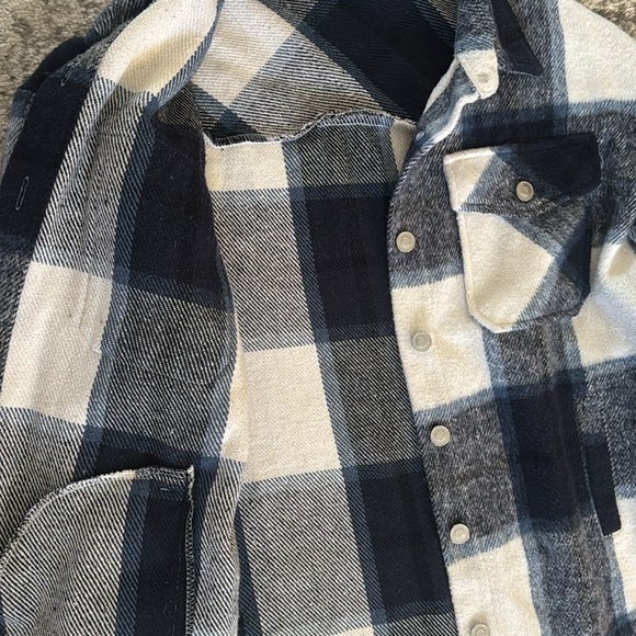 Women’s Shacket- Shirt Jacket - Plaid - Large - Picture 7 of 8